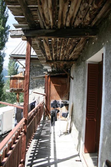 Chalet Avec Vue Sur Le Fort De Chateau Queyras Exteriér fotografie